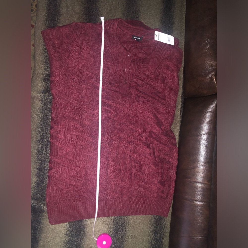 NWT Express Men's Burgundy Polo Quarter Button Up Sweater Size Small - Picture 8 of 13